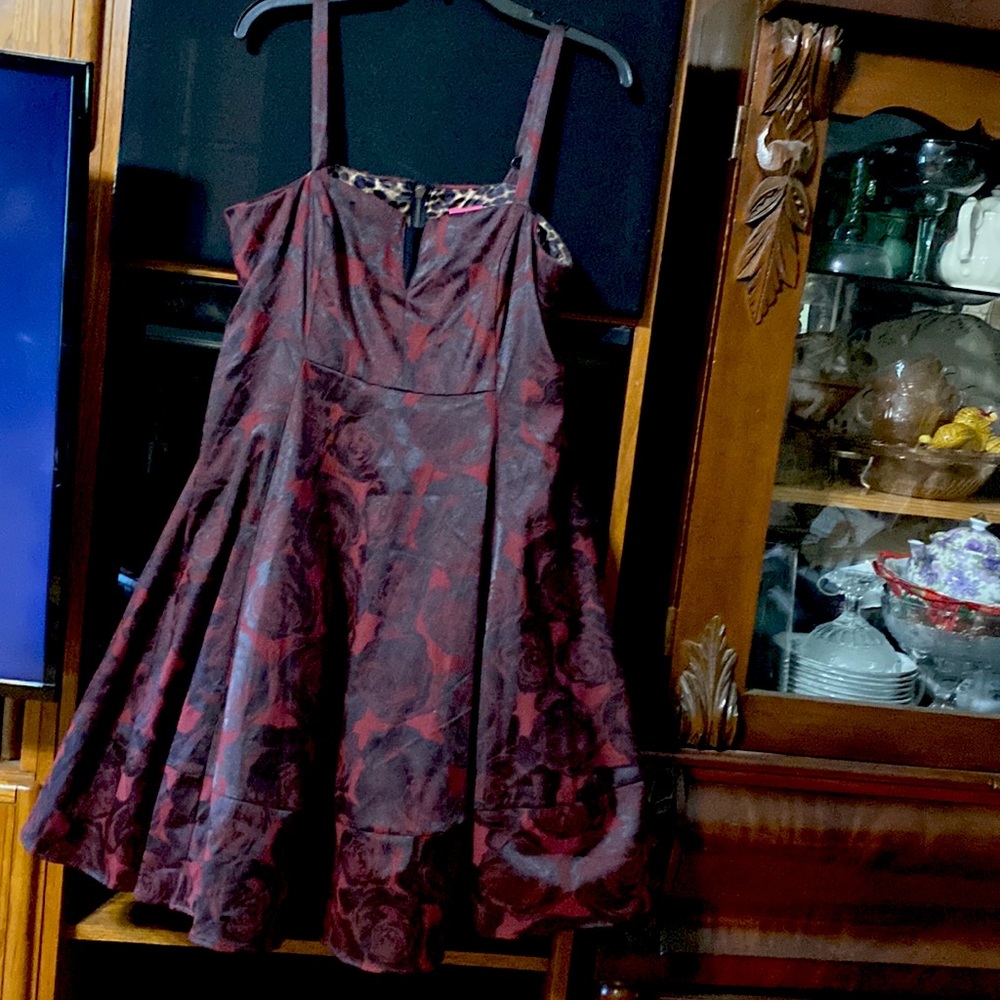 Dark red/maroon prom or party dress